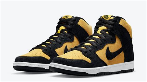 nike dunk sky high schwarz gold kaufen|nike dunks hoodie.